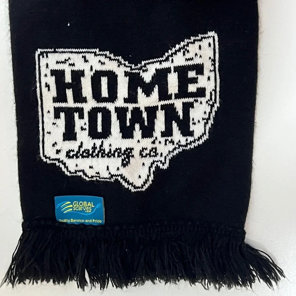Cleveland Home Town Winter Scarf Guardians Browns Cavaliers Boys One Size Sports